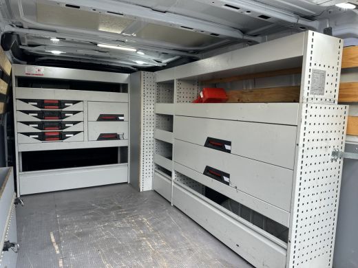 Ford Transit Custom 2.0 TDCI LIMITED / L2H1 / 2.800 KG AHG / INRICHTING / TREKHAAK / BLIND SPOT / CRUISE / AIRCO / LED ActivLease financial lease