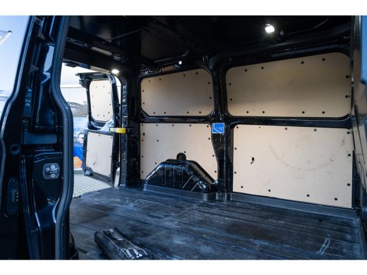 Ford Transit Custom 320 2.0 TDCI L1H1 Limited | Trekhaak | Stoel en voorruit verwarming | Apple Carplay/Android Auto ... ActivLease financial lease