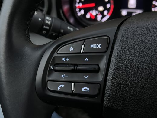 Hyundai i10 1.0 Premium | Navi | Camera | Carplay | Cruise ActivLease financial lease