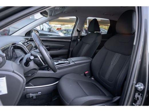 Hyundai Tucson 1.6 T-GDI PHEV Comfort Smart 4WD | Camera | Cruise adaptief | Stuur+stoel verwarming | Navi | Key... ActivLease financial lease