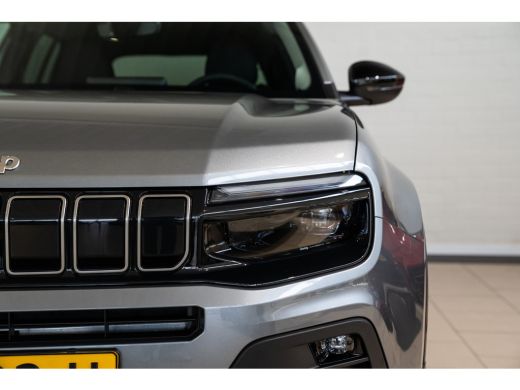 Jeep Avenger Summit 54 kWh | Navigatie | Stoel & Voorrruit verwarming | Elektrische Achterklep | Camera | Appl... ActivLease financial lease