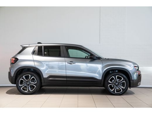 Jeep Avenger Summit 54 kWh | Navigatie | Stoel & Voorrruit verwarming | Elektrische Achterklep | Camera | Appl... ActivLease financial lease