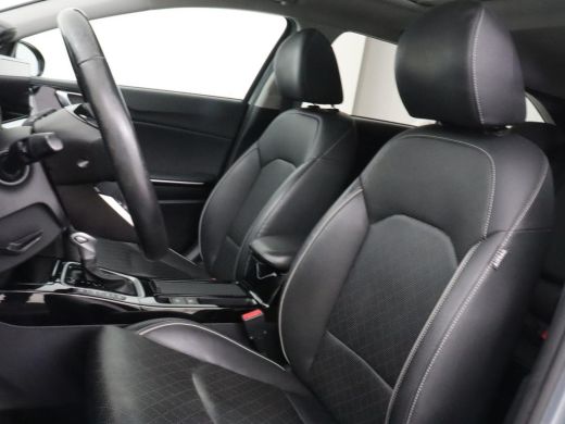 Kia Ceed 1.6 GDI PHEV ExecutiveLine | Panoramadak | Stoelventilatie | Trekhaak | Camera | Carplay | Adapti... ActivLease financial lease