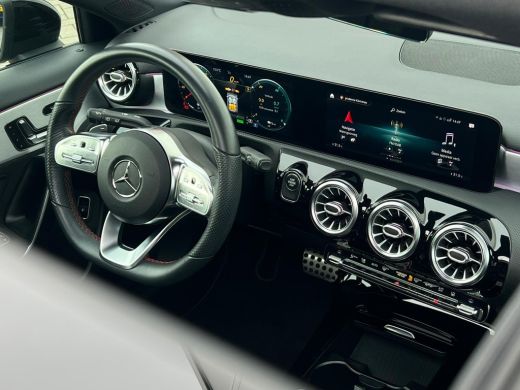 Mercedes-Benz A-Klasse 250 e Business Solution AMG Limited NL-AUTO | PANO| SFEEVERL | CAMERA | MEMORY | ActivLease financial lease