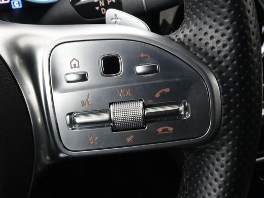 Mercedes-Benz C-Klasse 300e AMG Night | Adaptive cruise | Stoelverwarming | Carplay | Leder/Alcantara | Camera | Burmest... ActivLease financial lease