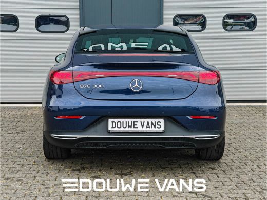 Mercedes-Benz EQE 300 Trekhaak Memory MBUX Navi Memory Camera ActivLease financial lease