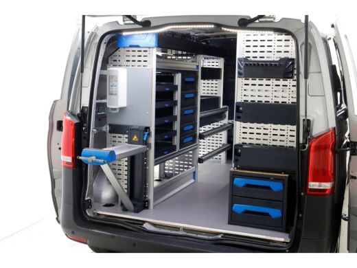 Mercedes-Benz Vito 114 CDI 136pk Compact 9G Automaat 2x Schuifdeur/LED/Camera/Inrichting 07-2022 ActivLease financial lease