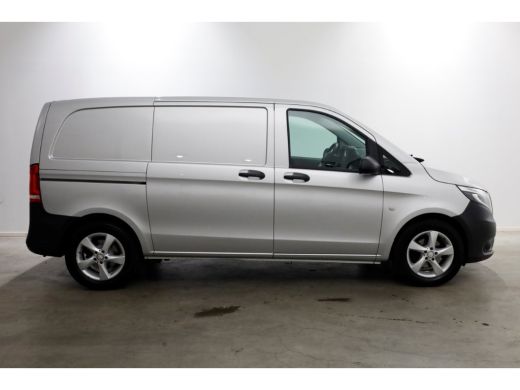 Mercedes-Benz Vito 114 CDI 136pk Compact 9G Automaat 2x Schuifdeur/LED/Camera/Inrichting 07-2022 ActivLease financial lease