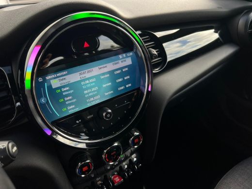 Mini Cooper 1.5 Business Edition NL AUTO | DEALER ONDERH | UNION JACK | CARPLAY ActivLease financial lease