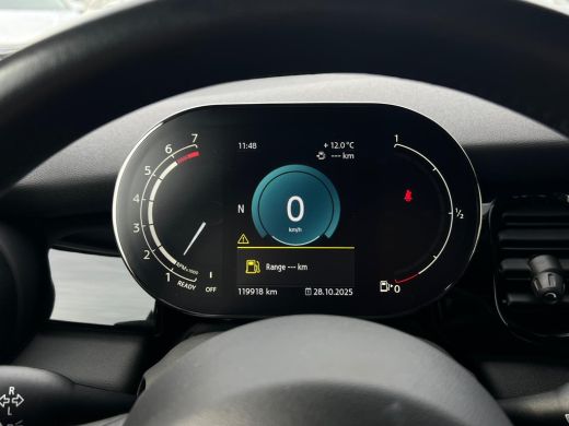 Mini Cooper 1.5 Business Edition NL AUTO | DEALER ONDERH | UNION JACK | CARPLAY ActivLease financial lease