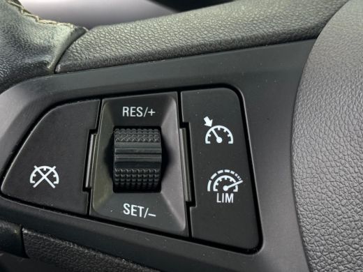 Opel Astra 1.2 Edition NL-AUTO | NAVI | Carplay ActivLease financial lease