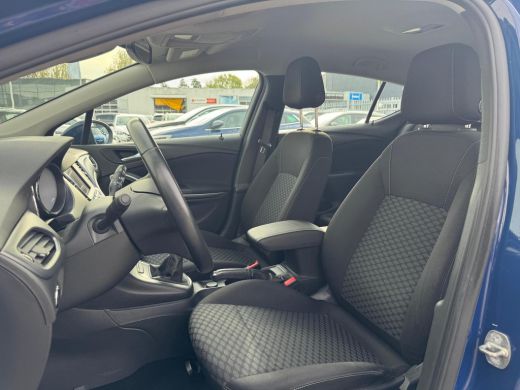 Opel Astra 1.2 Edition NL-AUTO | NAVI | Carplay ActivLease financial lease