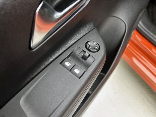 Opel Corsa-e Level 3 Edition 100KW / 50 kWh SOH 97% / Airco-Ecc. / Cruise-ctr. / Navigatie via Usb / 100% Elek... ActivLease financial lease