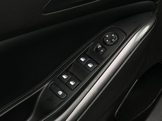 Opel Grandland X 1.6 Turbo Hybrid4 Ultimate NL-AUTO | TREKHAAK | LEDER ActivLease financial lease