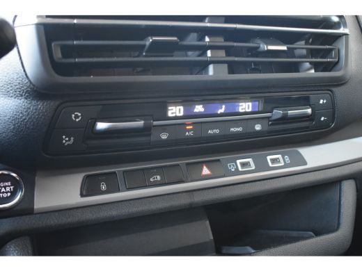 Opel Vivaro L3H1 180pk Automaat | Betimmering | Stuurverwarming | Climate Control | Parkeersensoren v/a | Nav... ActivLease financial lease