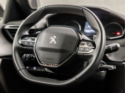 Peugeot 2008 1.2 PureTech Allure Sport Automaat 131Pk (APPLE CARPLAY, GROOT NAVI, 360 CAMERA, LEDER, ZWART HEM... ActivLease financial lease