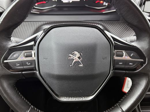 Peugeot 2008 1.5 HDi Blue Active / Trekhaak / Airco-ecc./ Camera / Navigatie / Radio multimedia / Apk 12-2026 ActivLease financial lease