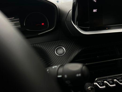 Peugeot 208 1.2 PureTech Allure NL AUTO | PDC | LAGE KM ActivLease financial lease