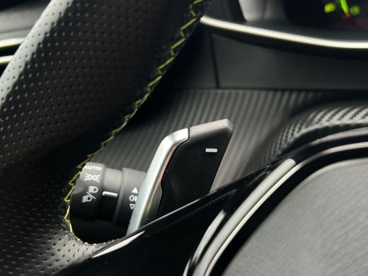 Peugeot 208 1.2 PureTech GT-Line NL-AUTO | PANODAK | CAMERA ActivLease financial lease