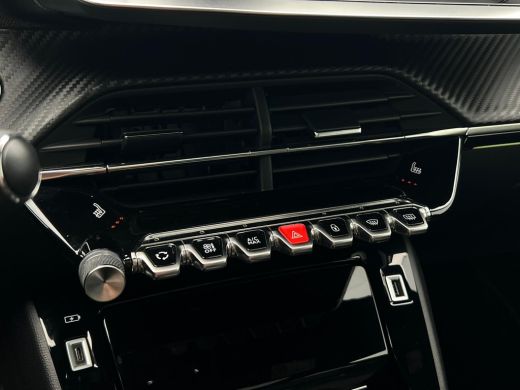 Peugeot 208 1.2 PureTech GT-Line NL-AUTO | PANODAK | CAMERA ActivLease financial lease