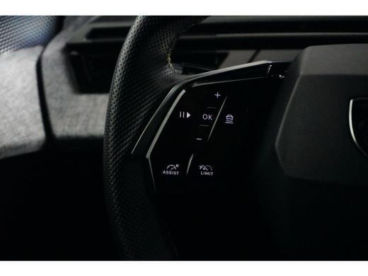 Peugeot 3008 1.2 Hybrid 136 GT | Achterbank in delen neerklapbaar | Achteruitrijcamera | Apple Carplay/Android... ActivLease financial lease