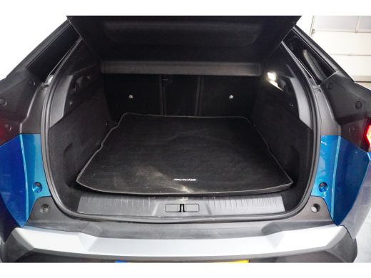 Peugeot 3008 1.2 Hybrid 136 GT | Achterbank in delen neerklapbaar | Achteruitrijcamera | Apple Carplay/Android... ActivLease financial lease