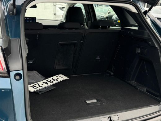 Peugeot 3008 1.2 PureTech Blue Lease Active NL AUTO | CAMERA | TREKHAAK | CARPLAY | ActivLease financial lease