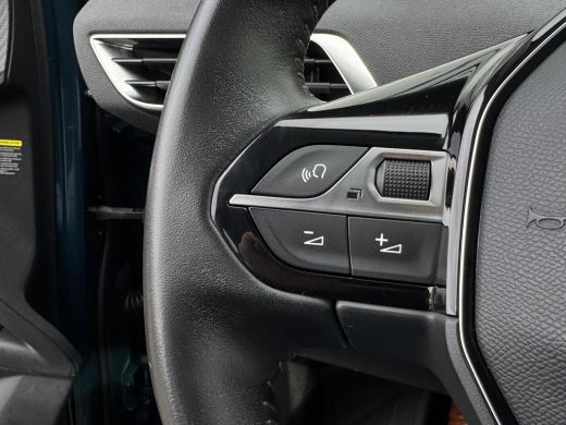 Peugeot 3008 1.2 PureTech Blue Lease Active NL AUTO | CAMERA | TREKHAAK | CARPLAY | ActivLease financial lease