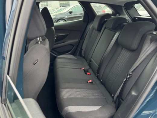 Peugeot 3008 1.2 PureTech Blue Lease Active NL AUTO | CAMERA | TREKHAAK | CARPLAY | ActivLease financial lease