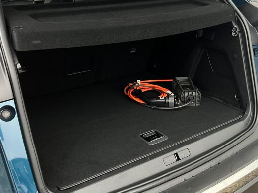 Peugeot 3008 1.6 HYbrid 225 Blue Lease Allure CAMERA | CARPLAY | CRUISE | ActivLease financial lease