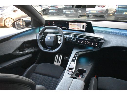 Peugeot 5008 1.2 Hybrid 136 GT 7p. DEMO-DEAL! 8 Jaar Garantie! | Massage | Elektr. Achterklep | Stoelverwarmin... ActivLease financial lease
