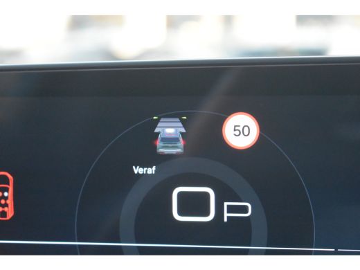 Peugeot 5008 1.2 Hybrid 136 GT 7p. DEMO-DEAL! 8 Jaar Garantie! | Massage | Elektr. Achterklep | Stoelverwarmin... ActivLease financial lease