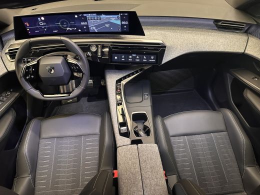 Peugeot 5008 1.2 Hybrid 136 GT Camera | Stoel + Stuurverwarming | Camera | Carplay | Digitaal Dashboard | Lede... ActivLease financial lease
