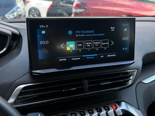 Peugeot 5008 1.2 PureTech Allure 7-PERSOONS | NAVI | 1/2 LEDER ActivLease financial lease