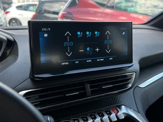 Peugeot 5008 1.2 PureTech Allure 7-PERSOONS | NAVI | 1/2 LEDER ActivLease financial lease