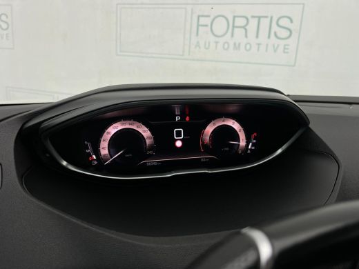 Peugeot 5008 1.2 PureTech GT-Line CAMERA | 7 PERSOONS | TREKHAAK | CARPLAY | ActivLease financial lease