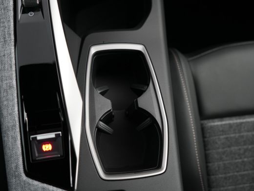 Peugeot 5008 | DEMO DEAL | 1.2 Hybrid 145 Allure | Achteruitrijcamera | Buitenspiegels elektrisch verstel- en ... ActivLease financial lease