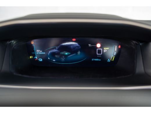 Peugeot e-2008 EV Allure 50 kWh | Achterbank in delen neerklapbaar | Achteruitrijcamera | Airco (automatisch) ActivLease financial lease