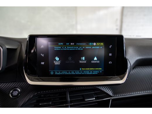 Peugeot e-2008 EV Allure 50 kWh | Achterbank in delen neerklapbaar | Achteruitrijcamera | Airco (automatisch) ActivLease financial lease