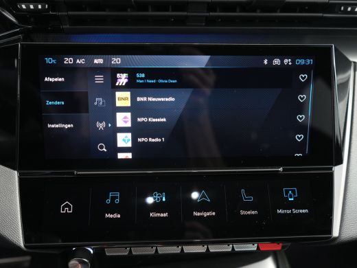 Peugeot e-308 | DEMO DEAL | GT Avantage EV 54 kWh | 11 kW lader | Navigatiesysteem | Sfeerverlichting ActivLease financial lease