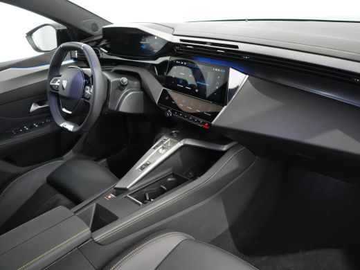 Peugeot e-308 | DEMO DEAL | GT Avantage EV 54 kWh | 11 kW lader | Navigatiesysteem | Sfeerverlichting ActivLease financial lease