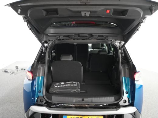 Peugeot e-5008 | DEMO DEAL | GT Avantage 73 kWh | Ergonomische voorstoel(en) | Full-LED koplampen | Keyless entry ActivLease financial lease