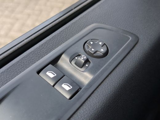 Peugeot Expert 2.0 HDI 145PK Automaat L3 | Navi | Cruise control | Trekhaak ActivLease financial lease