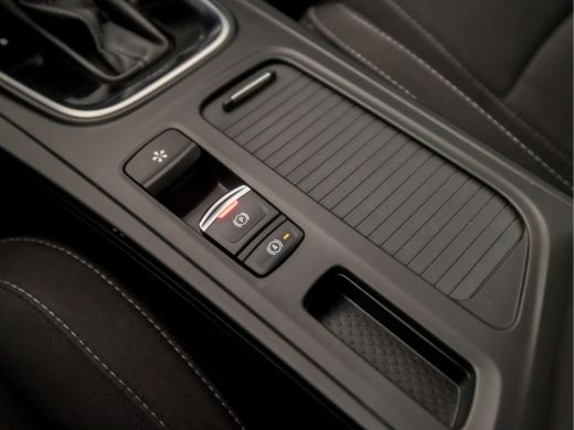 Renault Megane E-Tech Estate 1.6 E-Tech Plug-In Hybrid Sport 160Pk Automaat (VIRTUAL COCKPIT, APPLE CARPLAY, GROOT NAVI... ActivLease financial lease