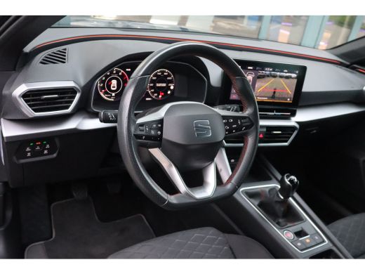 Seat Leon 110PK 1.0 TSI FR Business Intense | Achteruitrijcamera | Cruise control adaptief | Dodehoek detectie ActivLease financial lease