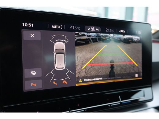 Seat Leon 110PK 1.0 TSI FR Business Intense | Achteruitrijcamera | Cruise control adaptief | Dodehoek detectie ActivLease financial lease