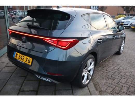 Seat Leon 110PK 1.0 TSI FR Business Intense | Achteruitrijcamera | Cruise control adaptief | Dodehoek detectie ActivLease financial lease