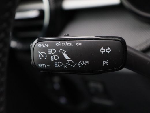 Skoda Fabia 1.0 TSi 115 Pk Automaat Selection | Virtual Cockpit | Stoel- & Stuurverwarming | Keyless | CarPla... ActivLease financial lease