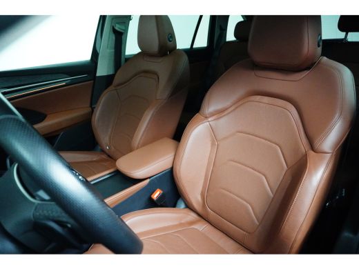 Skoda Kodiaq 1.5 TSI PHEV 204PK Sportline Business | PANORAMA DAK | TREKHAAK | STOELVERW. | NAVIGATIE | LEDER ... ActivLease financial lease