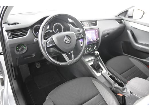 Skoda Octavia Combi 1.0 TSI Ambition Combi *1ste Eigenaar*Navigatie*DAB*Trekhaak* ActivLease financial lease